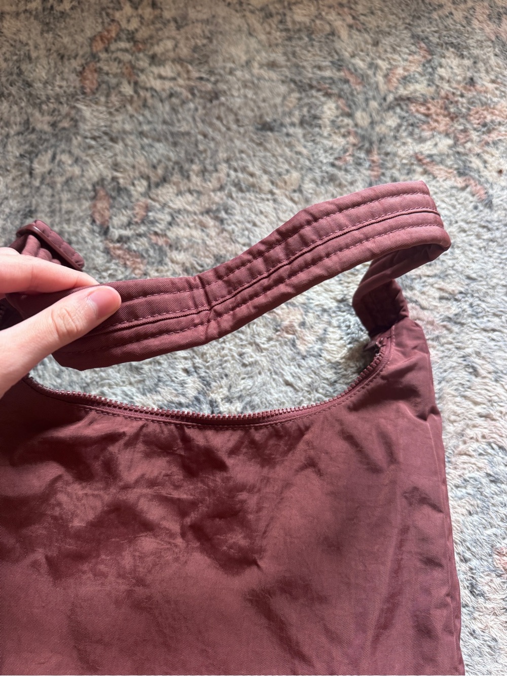BAGGU Maroon Shoulder Bag - Picture 4 of 6